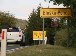 PRIKAZOVALNIK HITROSTI BLOŠKA POLICA 06 FOTO LJUBO VUKELIČ